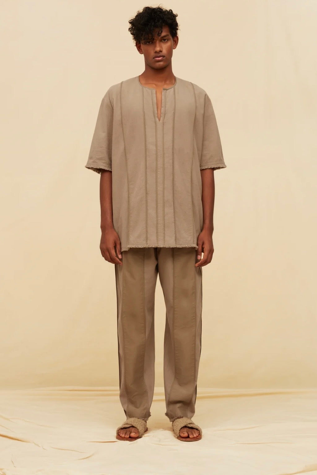 Caravana textured Split-Neck Shirt