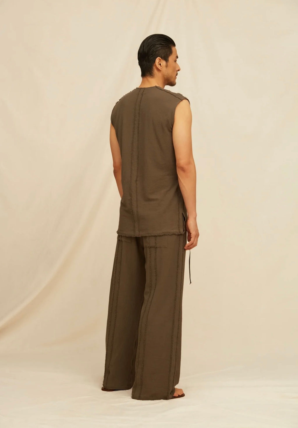 Caravana Wrap sleeveless shirt ￼