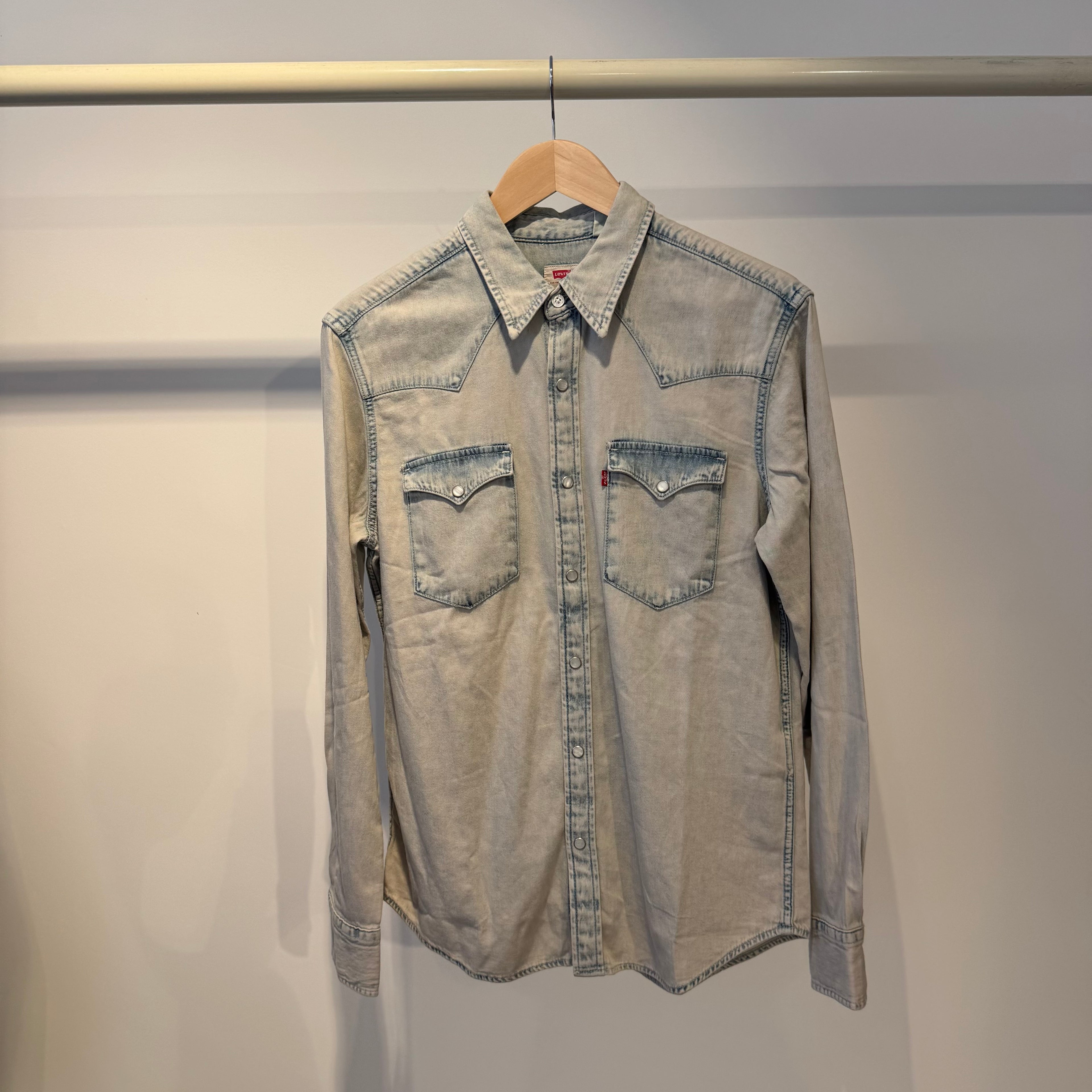 Shirt by Levi’s