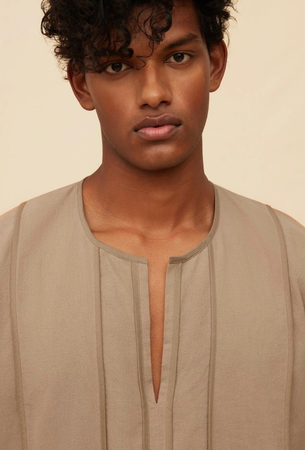Caravana textured Split-Neck Shirt
