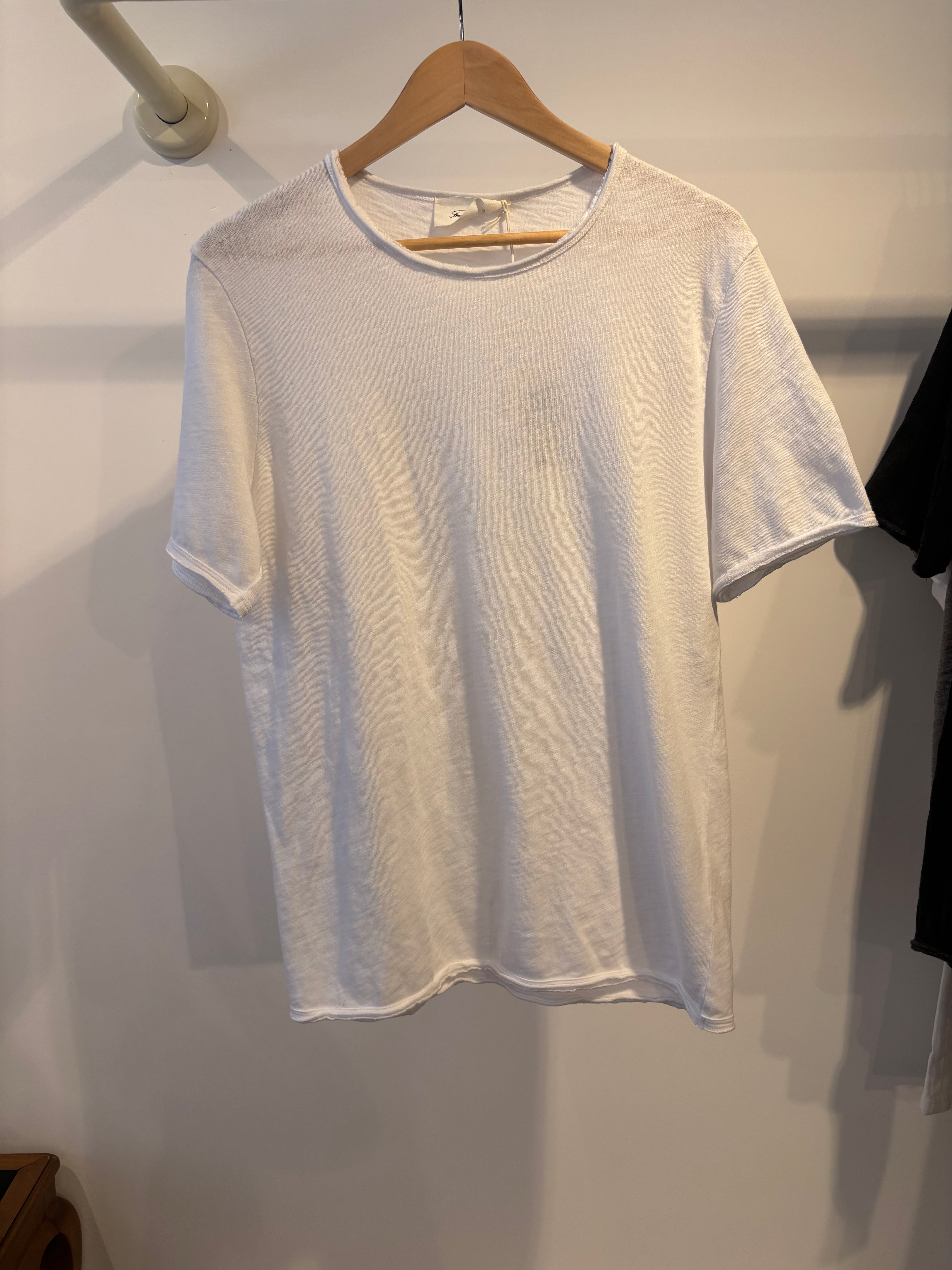 American Vintage white T-shirt ￼