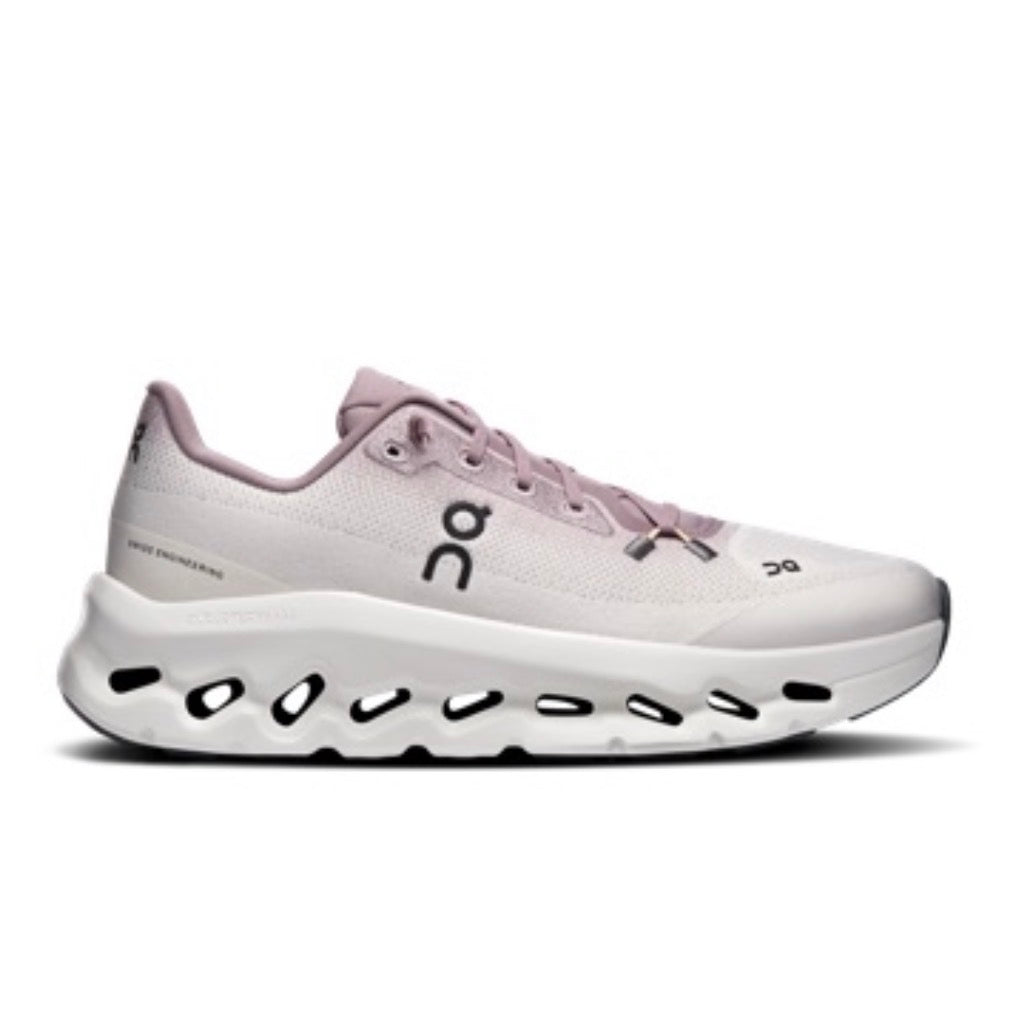 On cloud purple shoes ￼